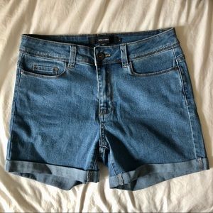 Simons Vero Moda Jean Shorts